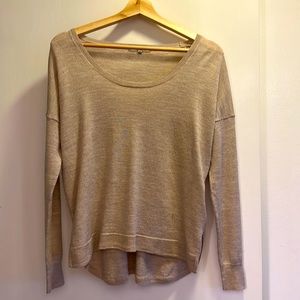 Madewell long sleeve thin sweater.